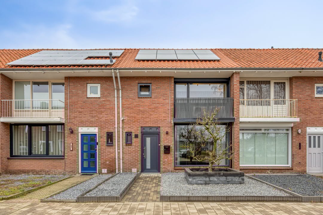 Photo 1 of Vezelstraat 11