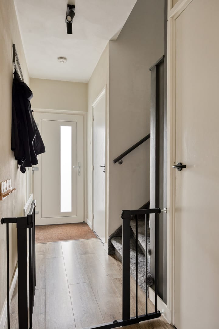 Photo 3 of Vezelstraat 11