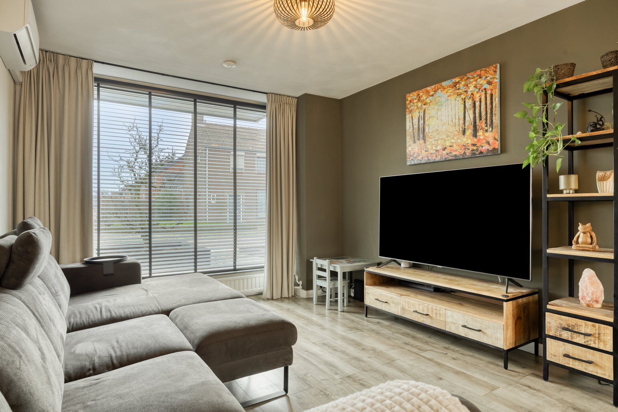 Photo 6 of Vezelstraat 11