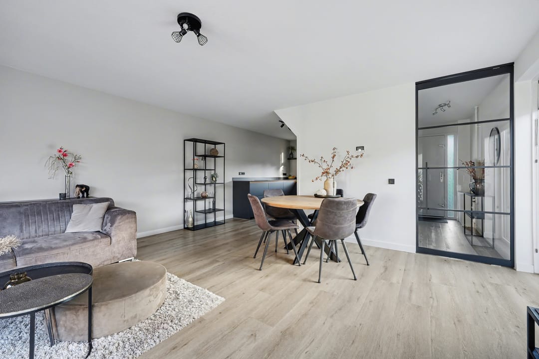 Foto 8 van Emsdettenplein 1