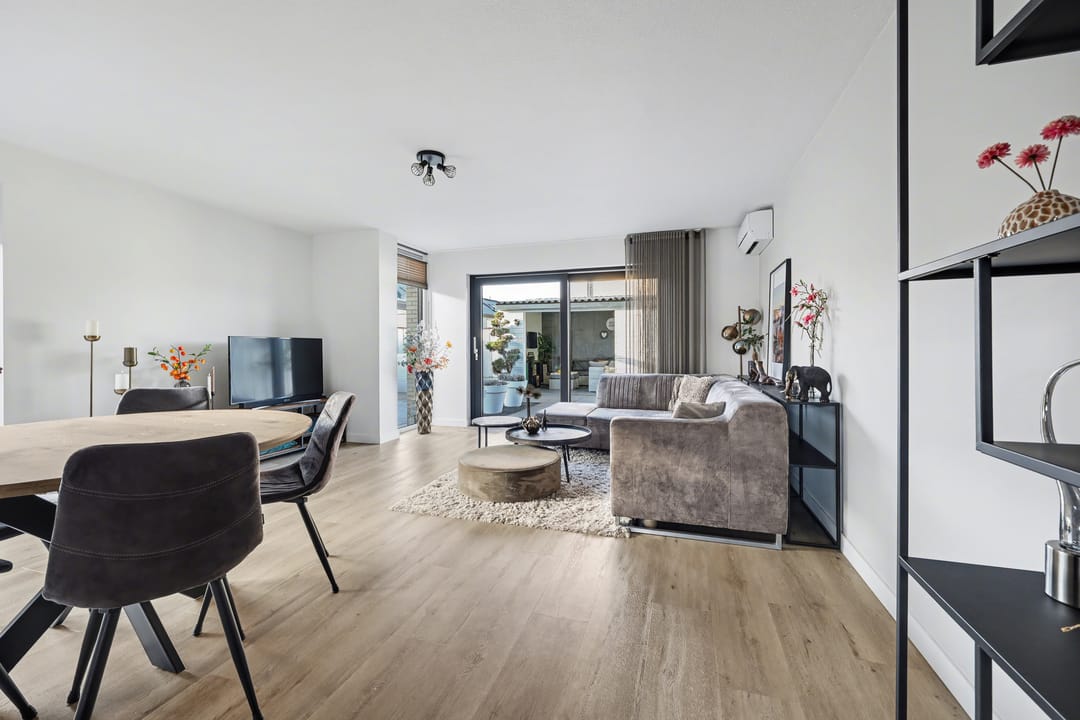 Foto 13 van Emsdettenplein 1