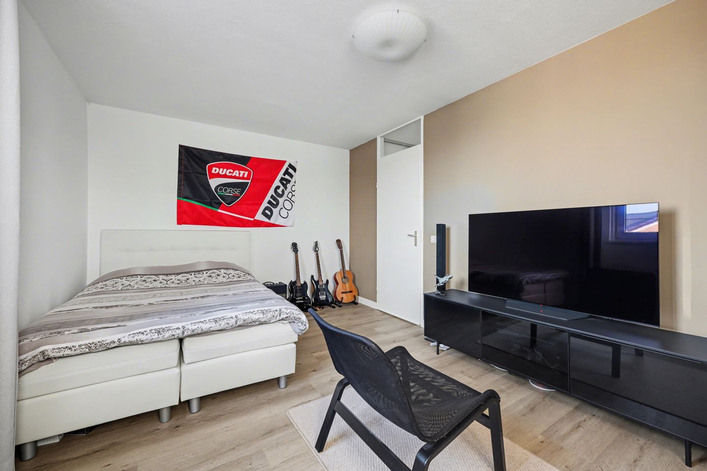 Foto 25 van Emsdettenplein 1