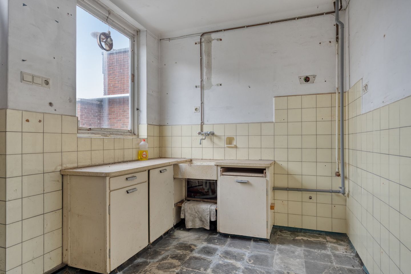 Photo 10 of Brinkstraat 26