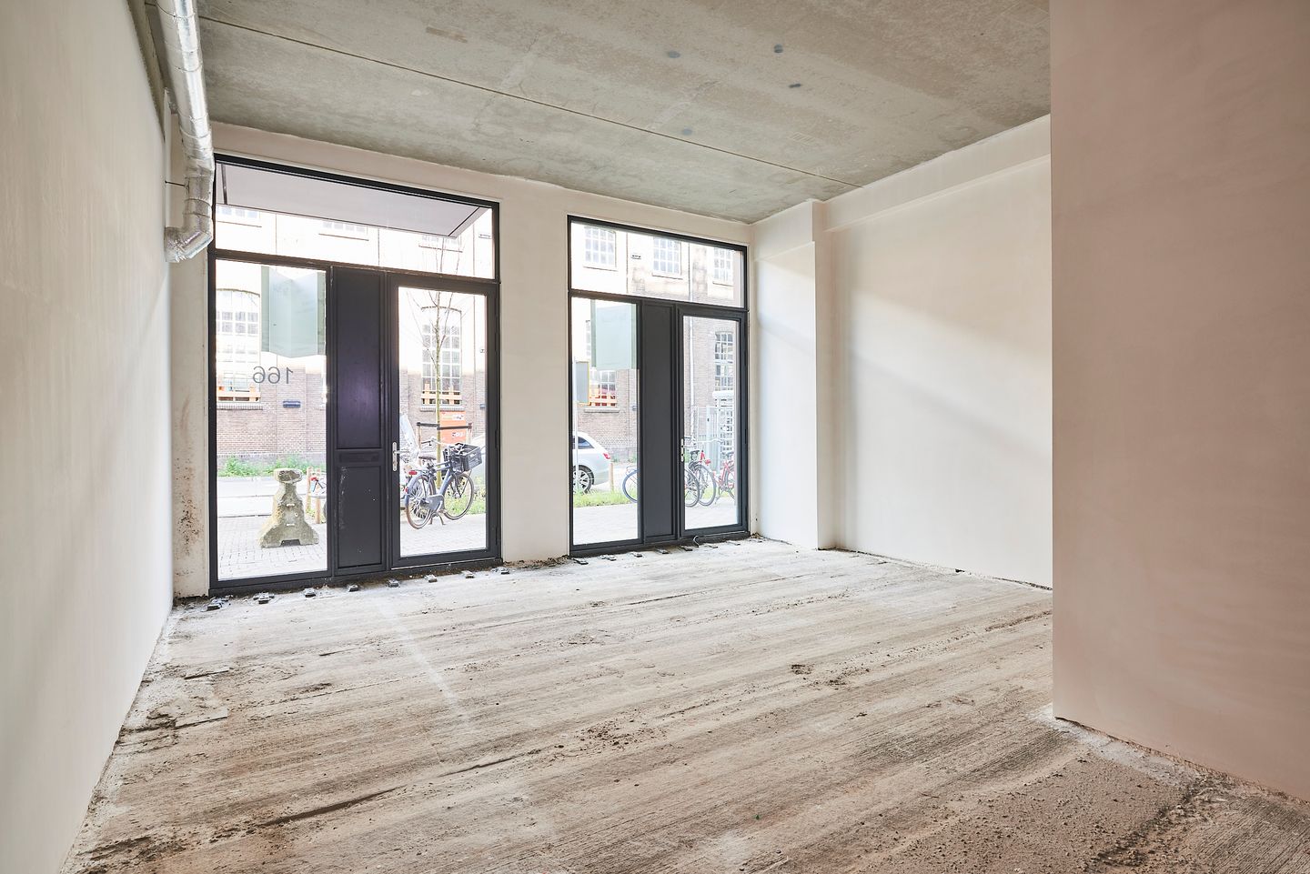 Bekijk foto 3 van Oostenburgermiddenstraat 166