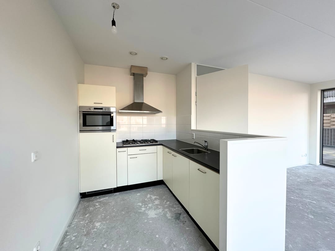 Photo 7 of Heiligeweg 10-A