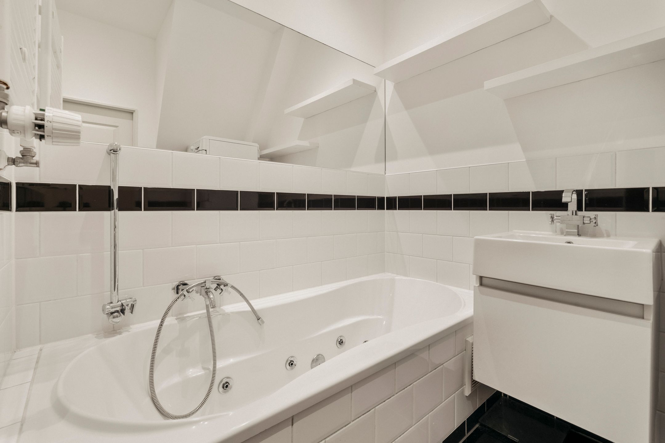 Foto 24 van Govert Flinckstraat 294-H