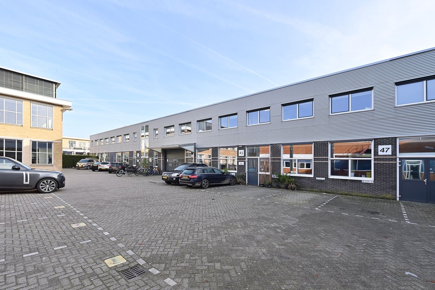 Bekijk foto 1 van Arendstraat 49