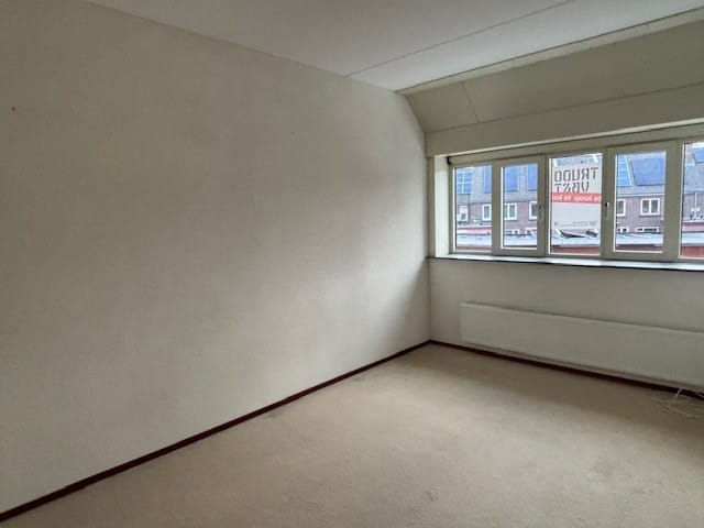Tussenwoning te koop: Aelbert Cuypstraat 10, Eindhoven