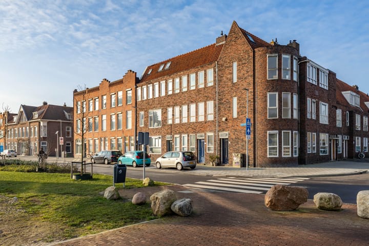 Photo 5 of Meeuwerderbaan 26-A