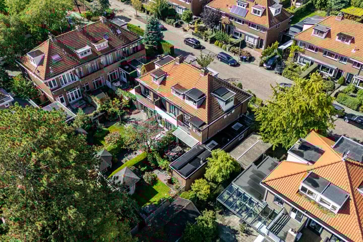 Photo 7 of Narcisstraat 7