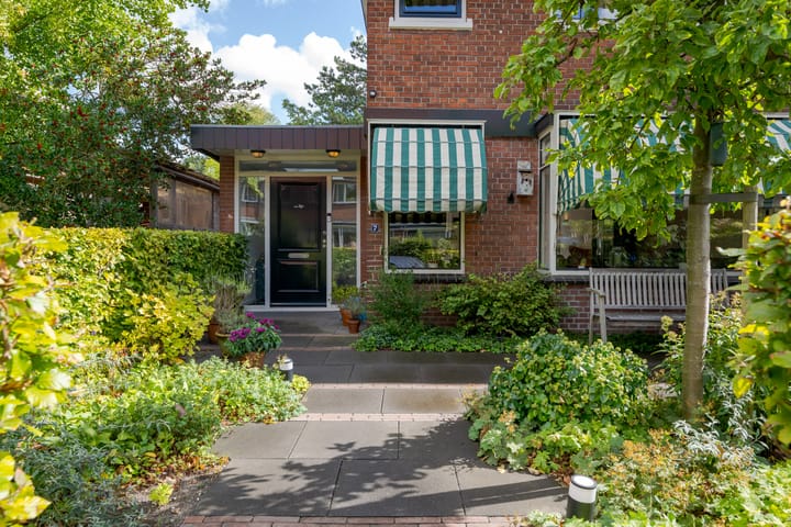 Photo 10 of Narcisstraat 7