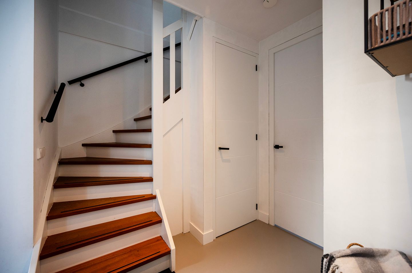 Foto 5 van Niels Bohrstraat 6