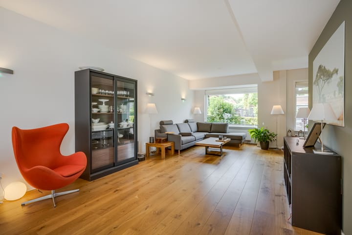 Photo 18 of Narcisstraat 7