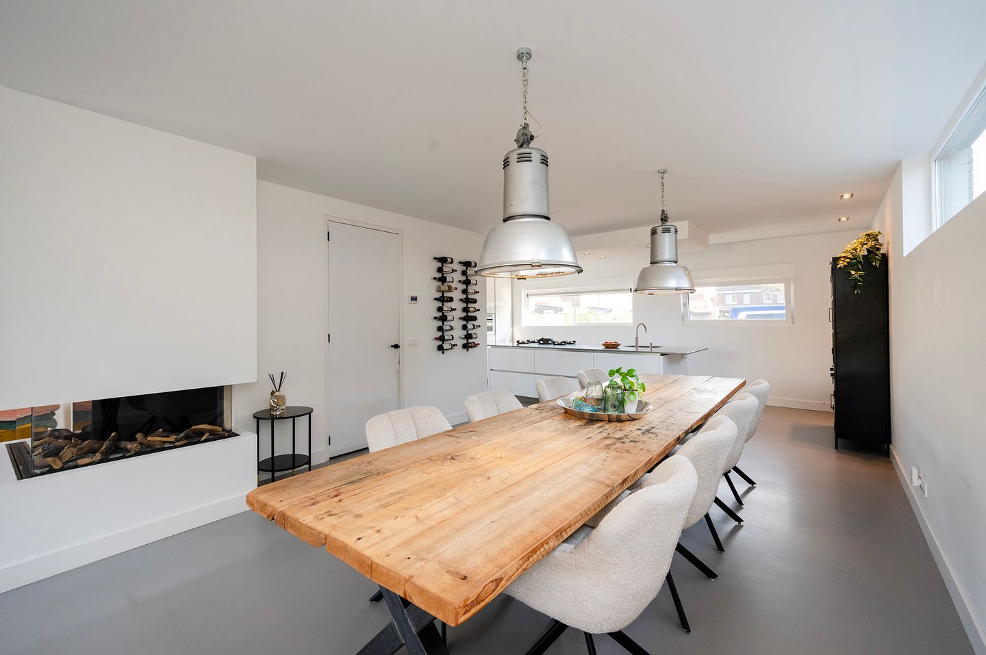 Foto 10 van Niels Bohrstraat 6