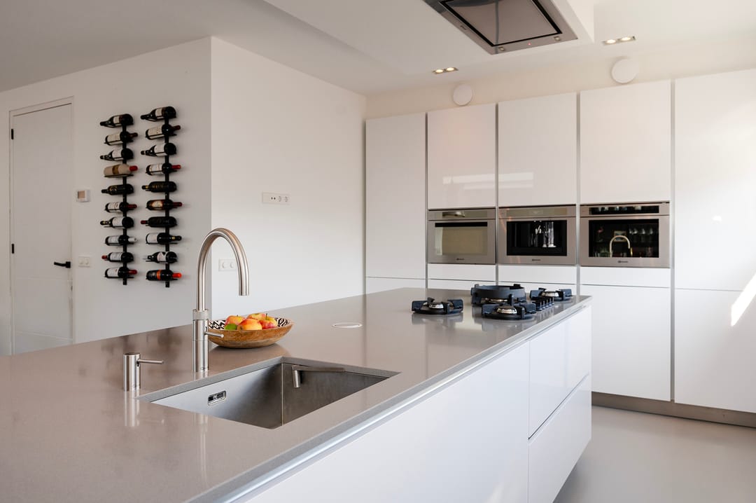 Foto 13 van Niels Bohrstraat 6