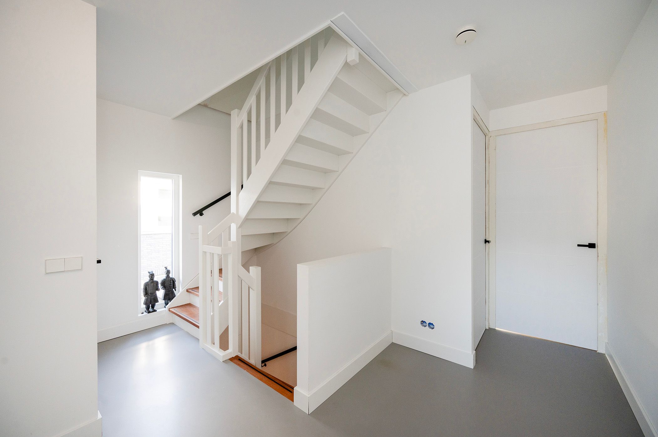 Foto 15 van Niels Bohrstraat 6