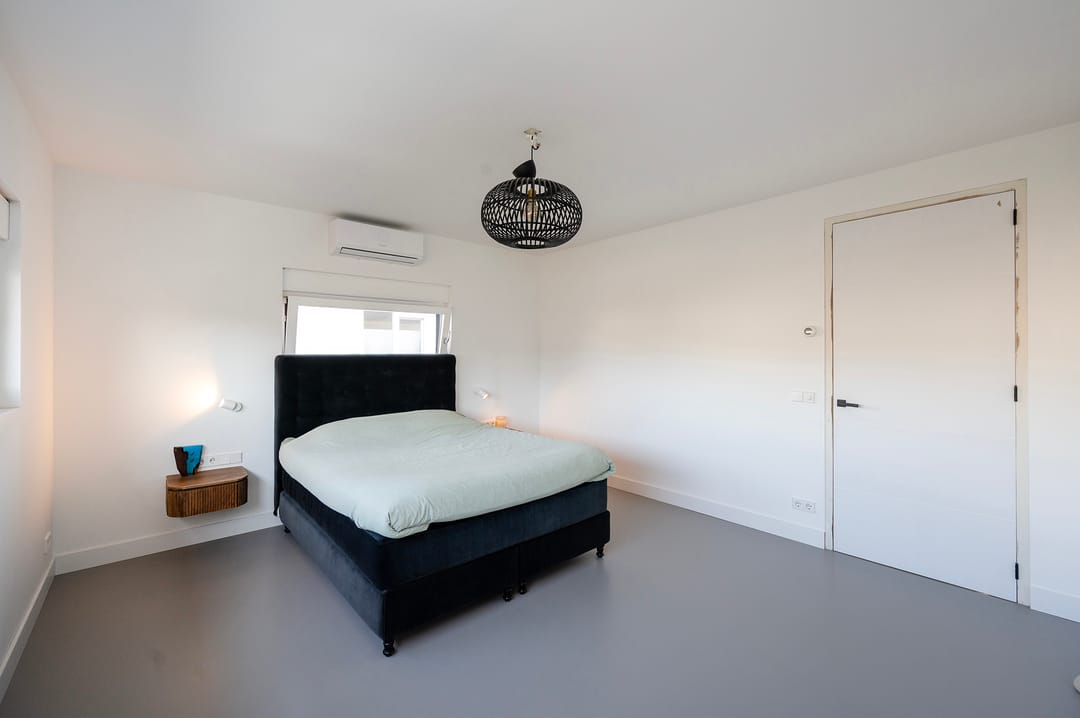 Foto 17 van Niels Bohrstraat 6