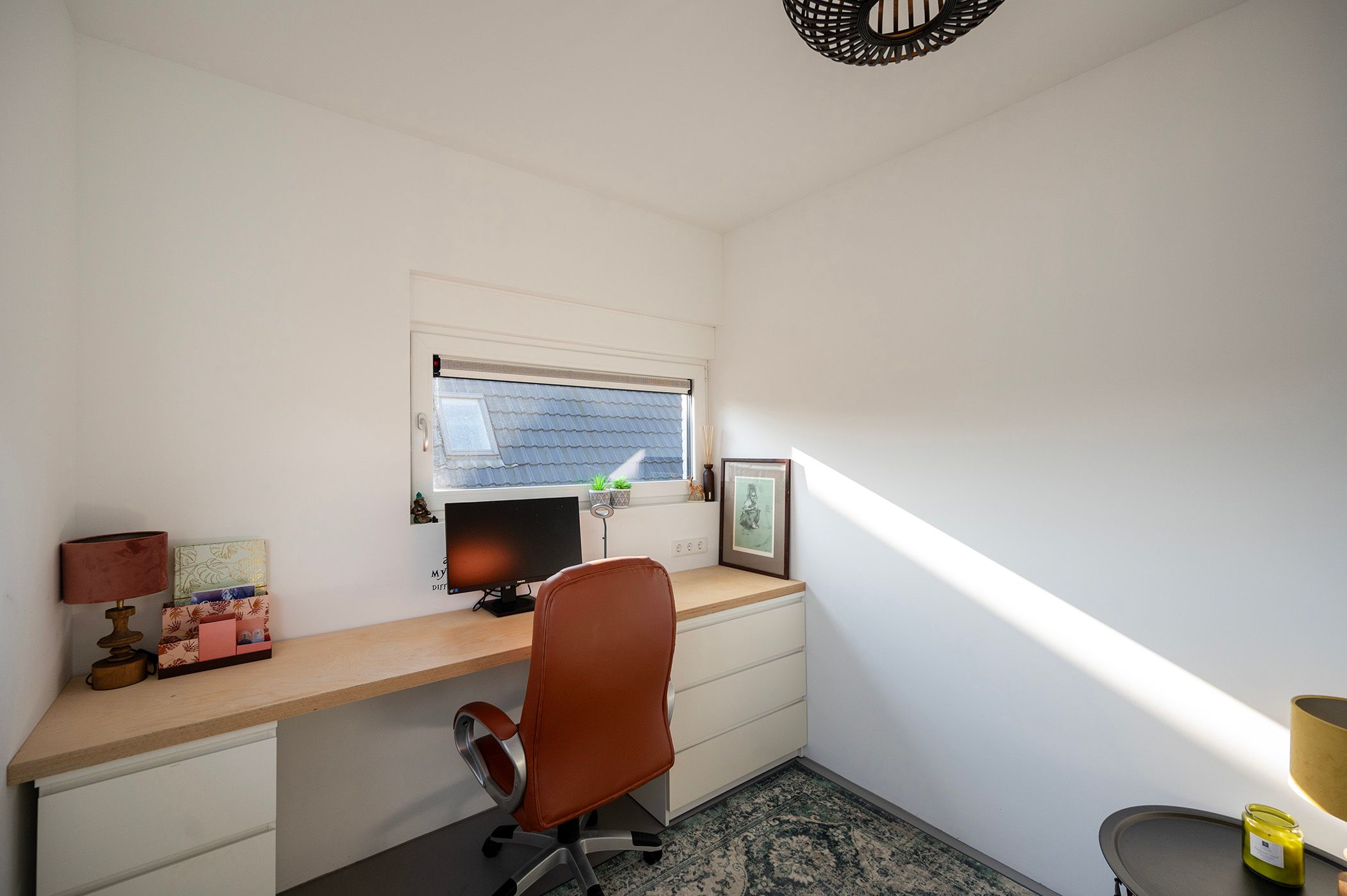 Foto 24 van Niels Bohrstraat 6