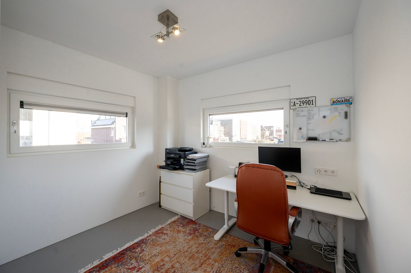 Foto 25 van Niels Bohrstraat 6