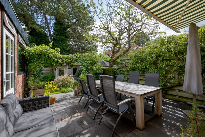 Photo 41 of Narcisstraat 7