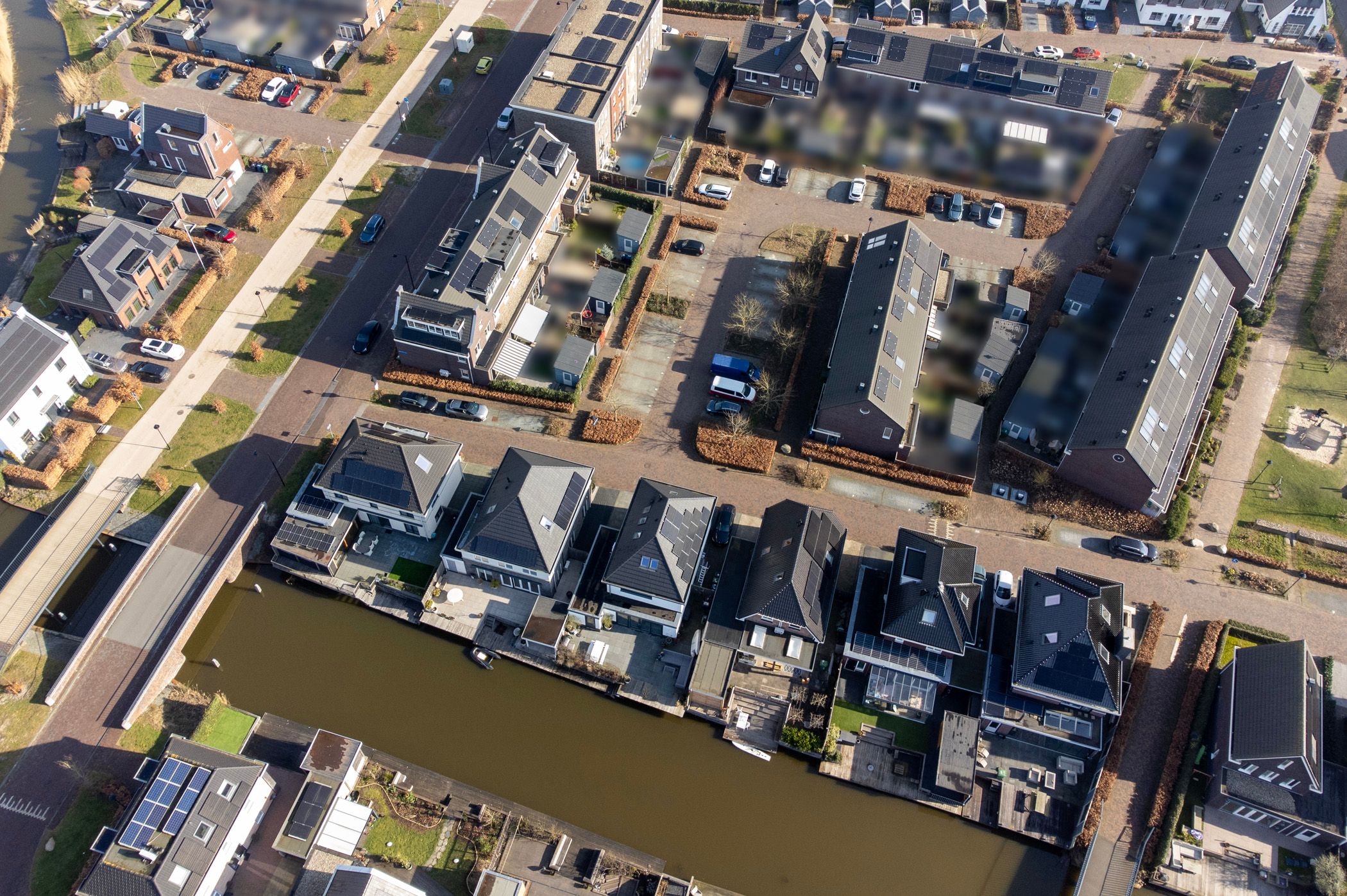 Foto 45 van Niels Bohrstraat 6