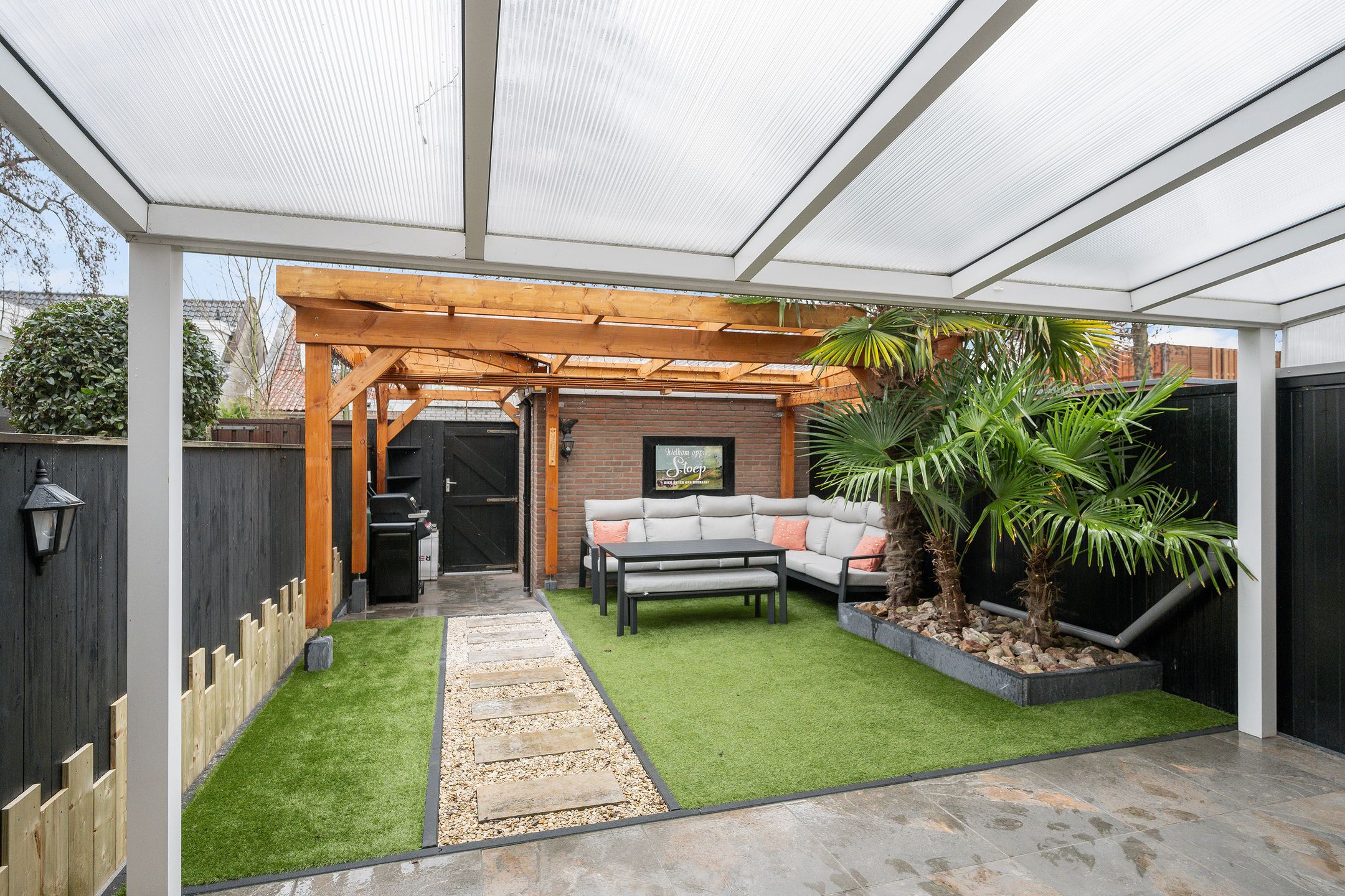 Photo 6 of Heliotroop 68