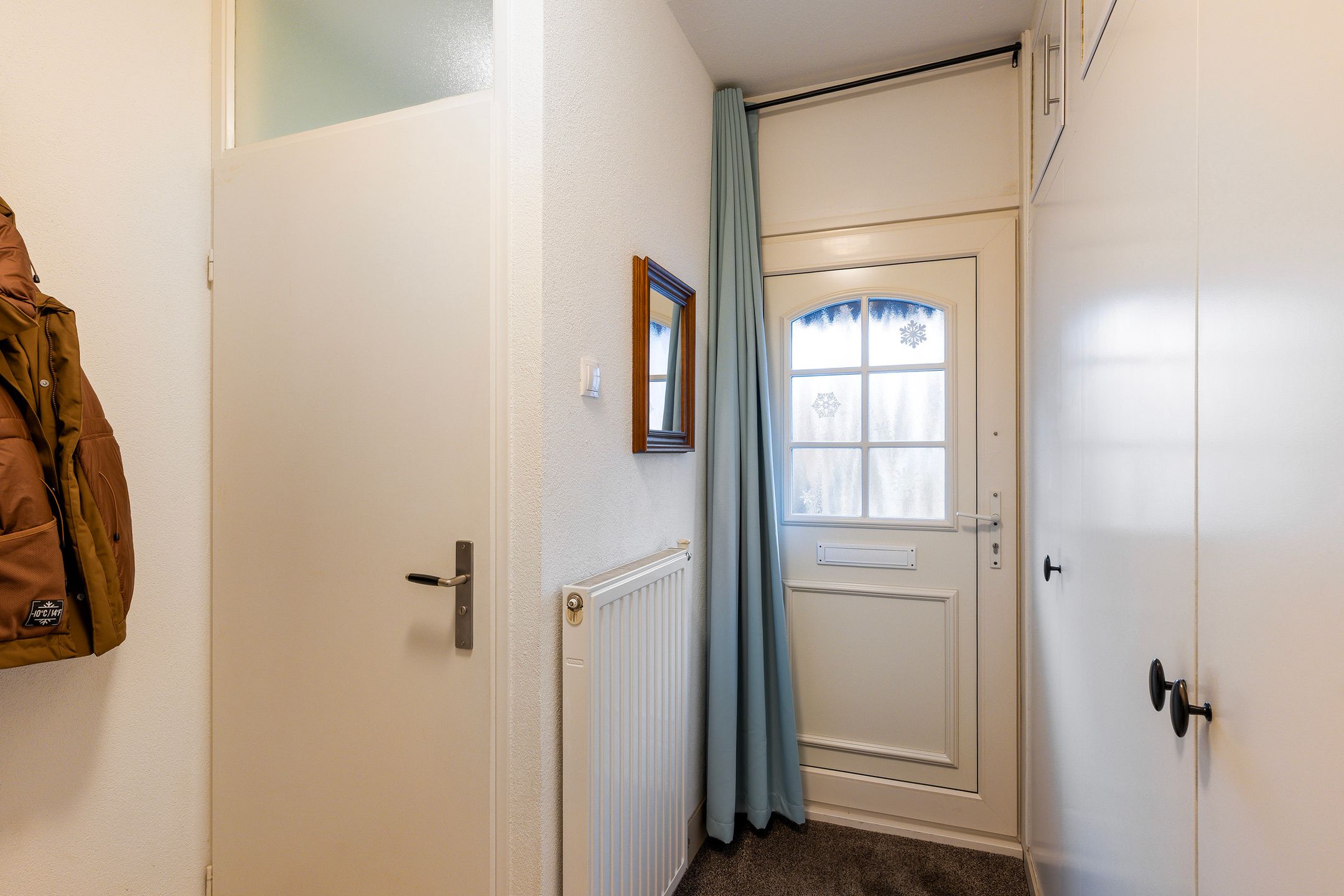 Photo 9 of Heliotroop 68