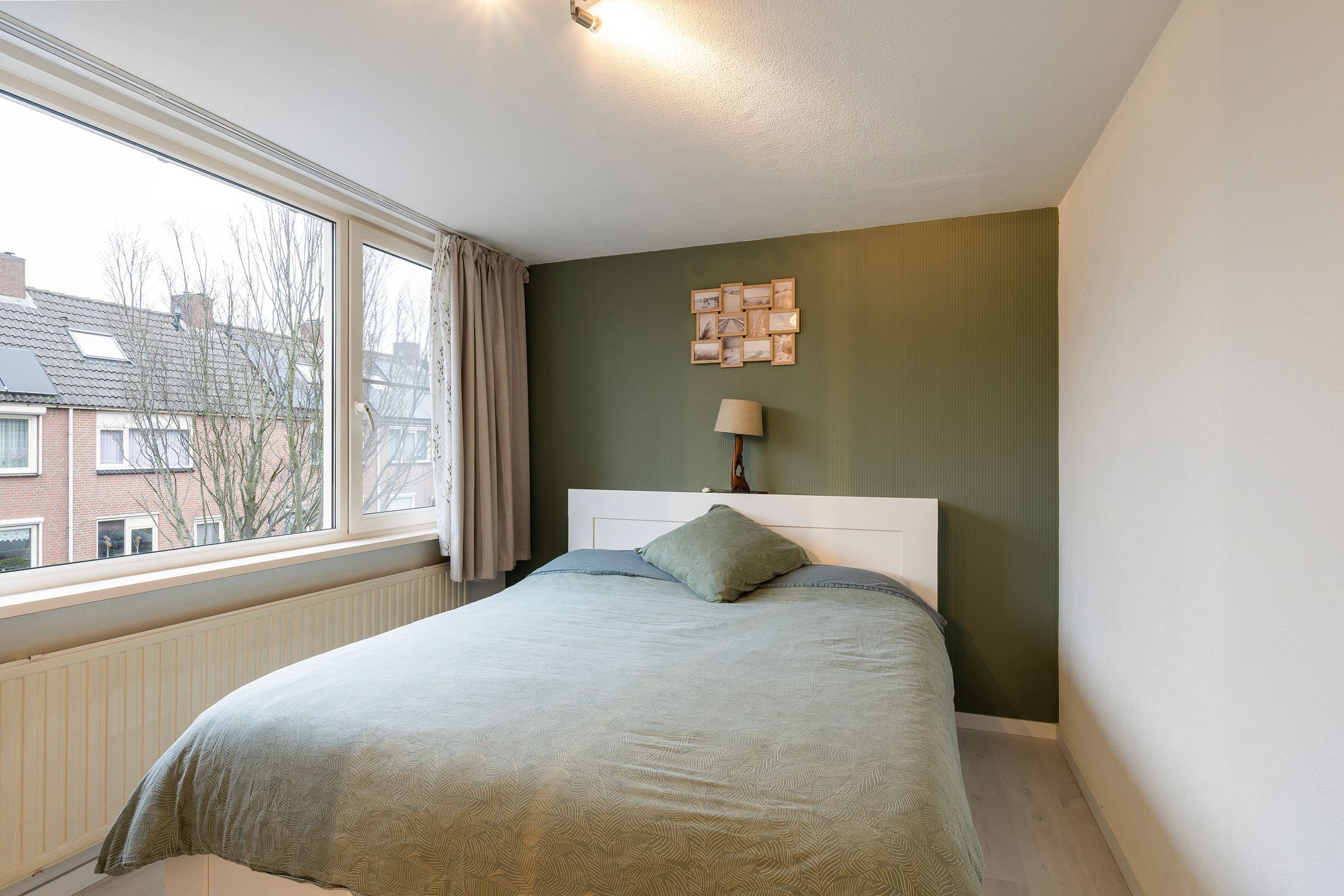 Photo 18 of Heliotroop 68