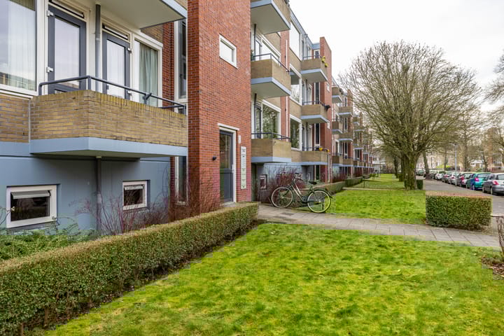 Foto 38 van Madame Curiestraat 20