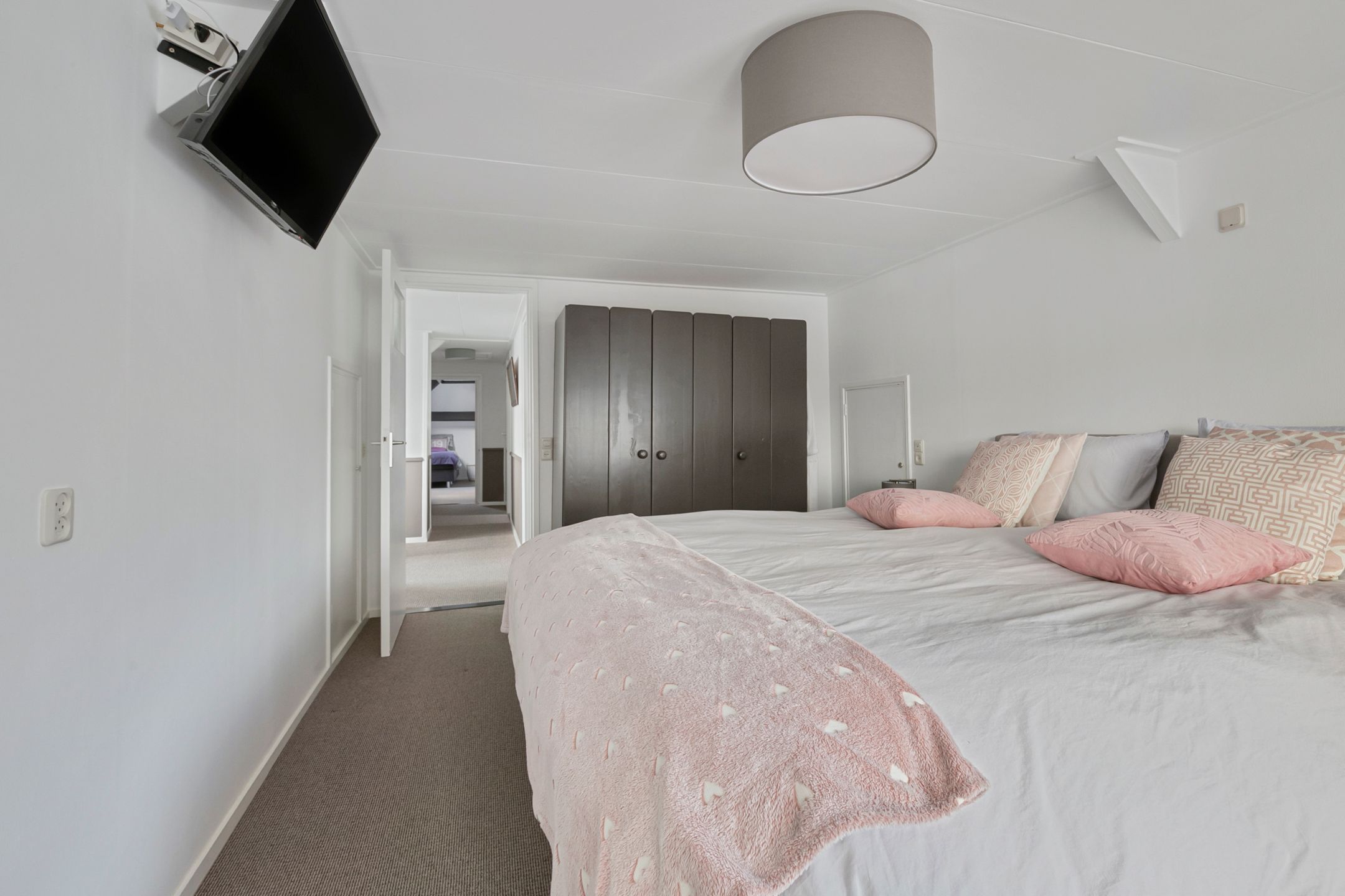 Photo 15 of Sint Martinusstraat 45