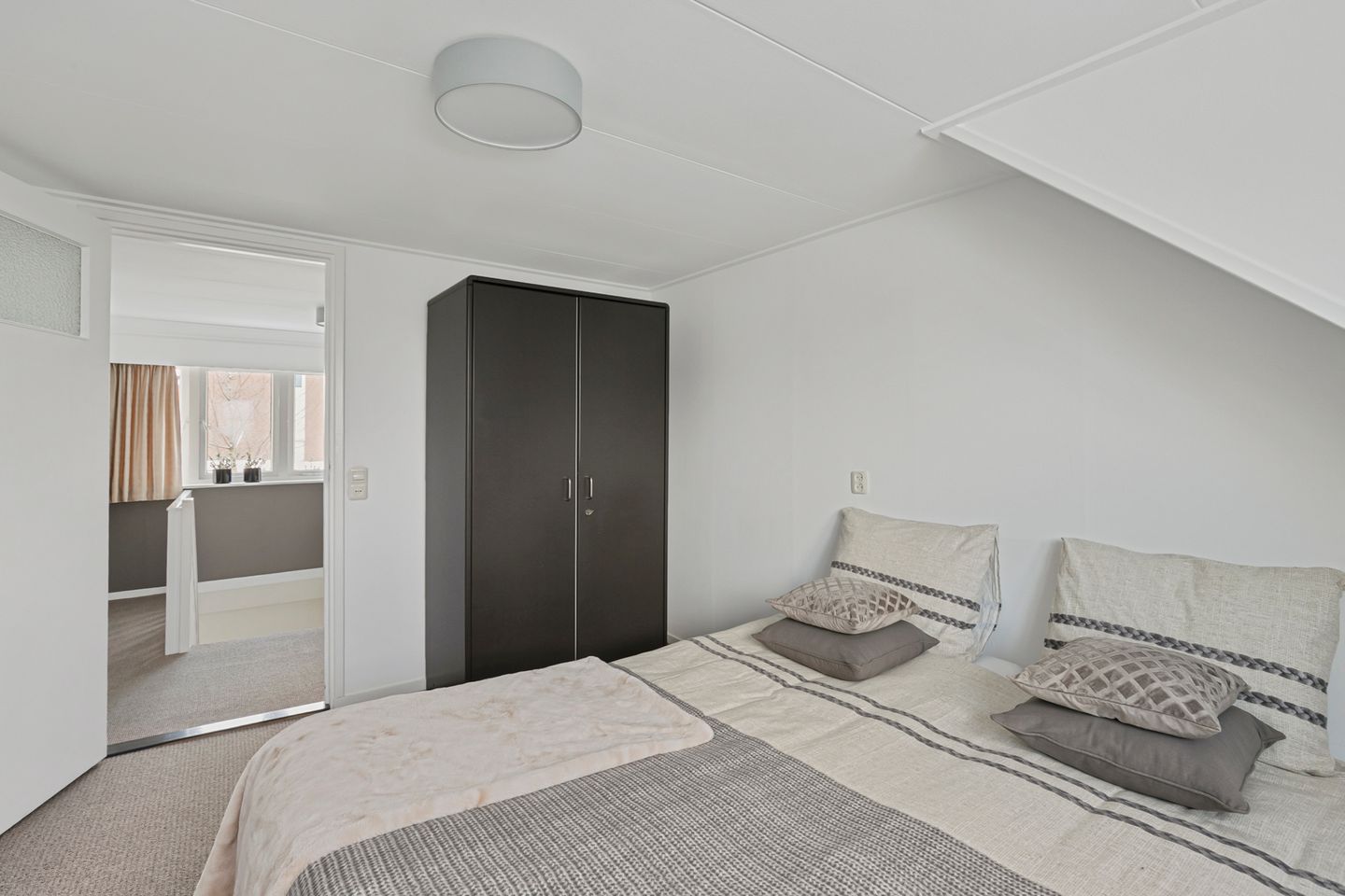 Photo 19 of Sint Martinusstraat 45