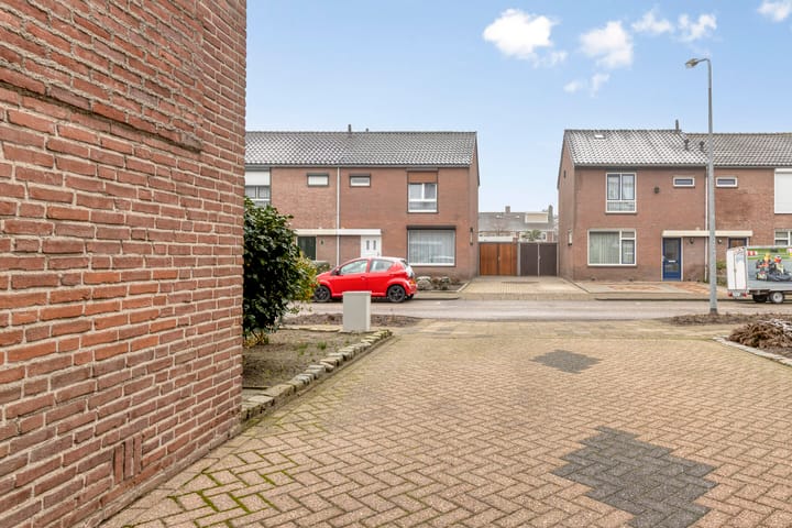 Foto 5 van Frederik Hendrikstraat 39