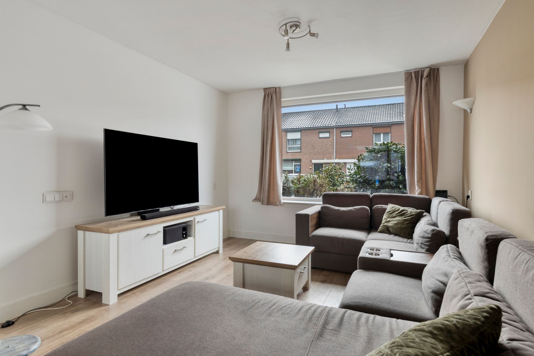 Foto 9 van Frederik Hendrikstraat 39