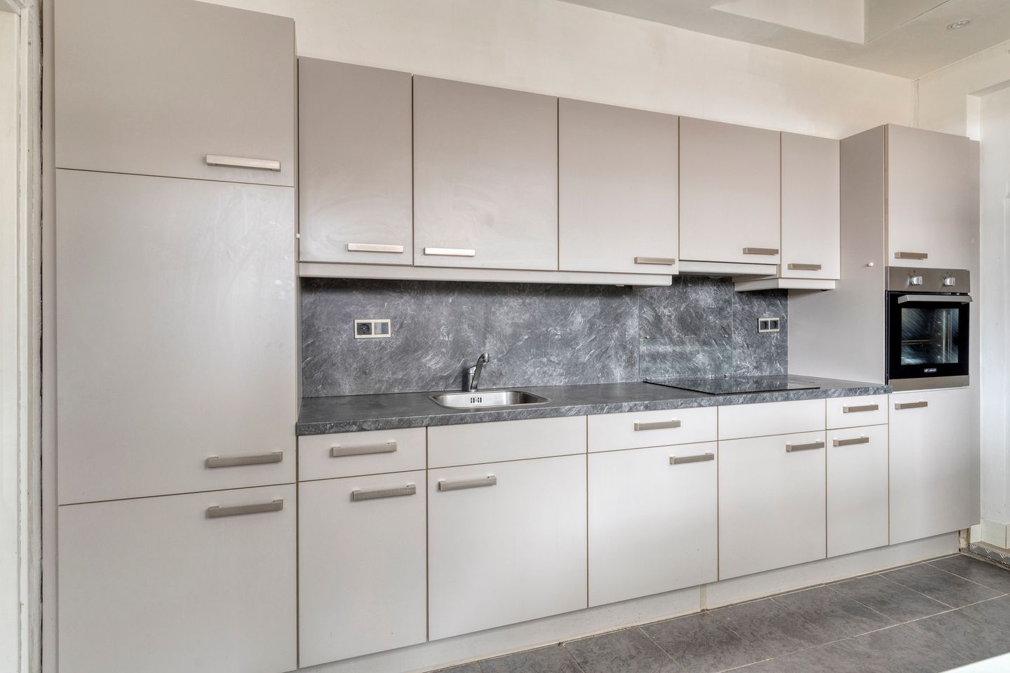 Foto 14 van Frederik Hendrikstraat 39