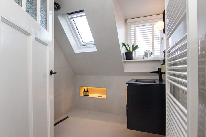 Foto 32 van Van Egmondstraat 46-RD