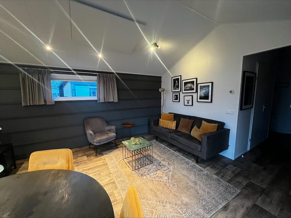 2-bedroom freehold villa in Kampen — photo 3 of 5