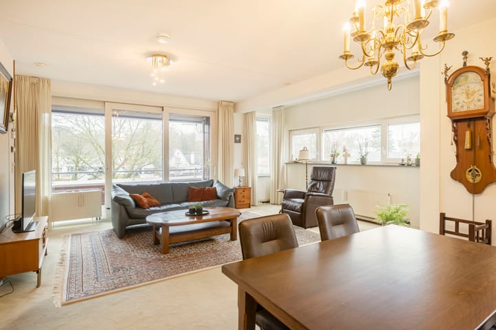 Photo 2 of Raadhuisstraat 19