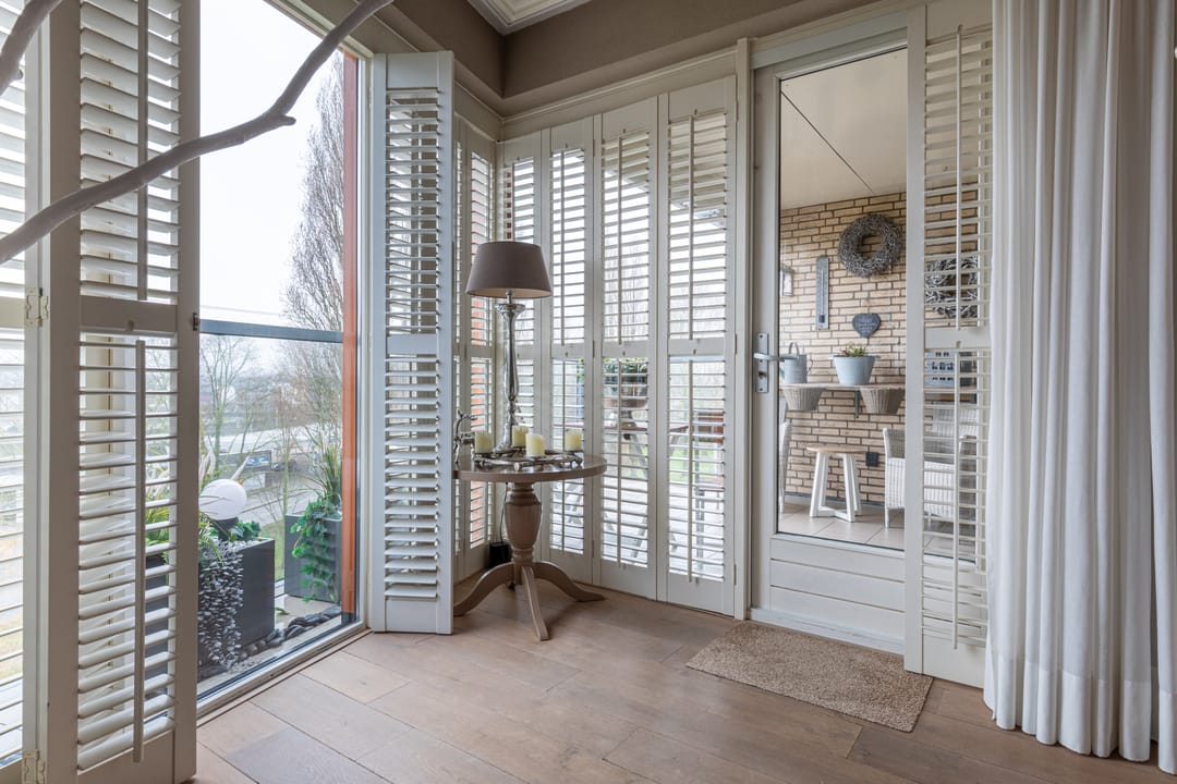 Photo 16 of Lessestraat 316