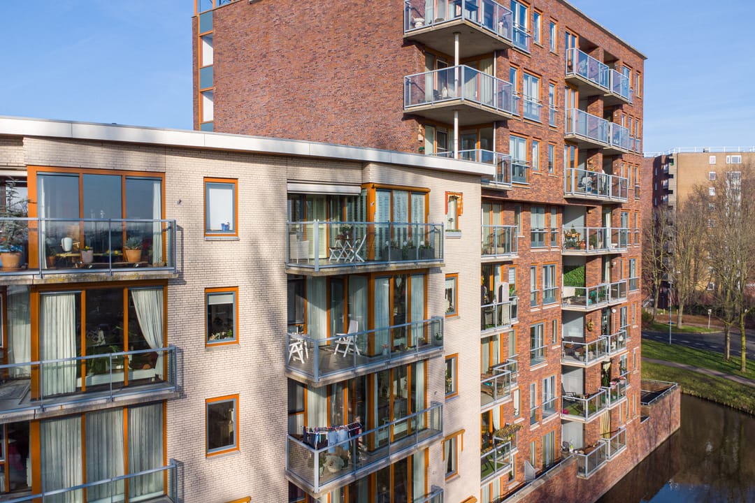 Photo 47 of Lessestraat 316