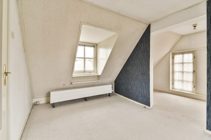 Foto 12 van Julianasingel 6