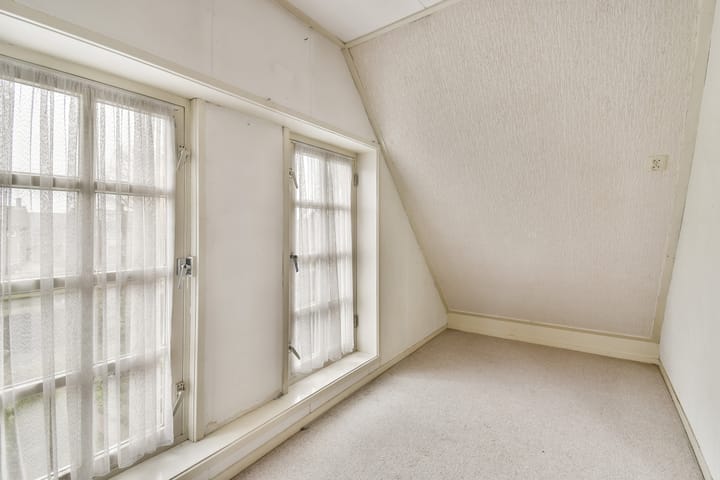 Foto 15 van Julianasingel 6