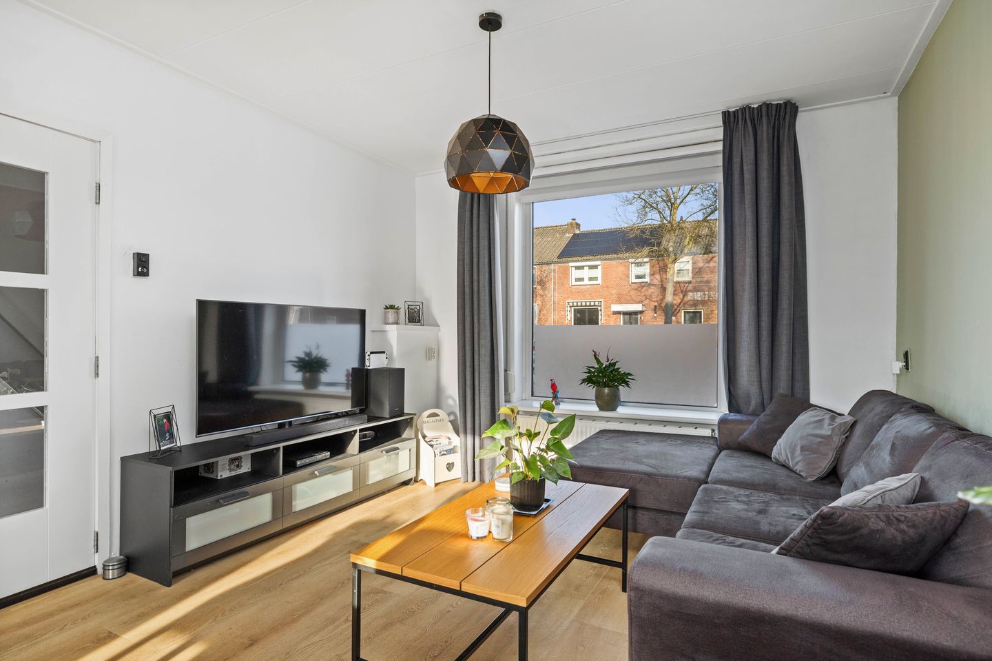 Foto 4 van Pieter de Hooghstraat 57