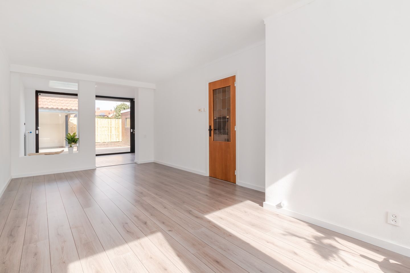 Foto 10 van Charles Ruysstraat 63