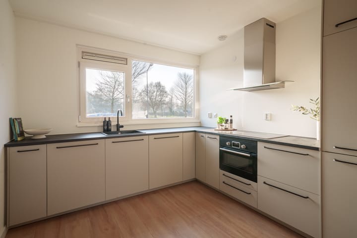 Photo 3 of M.J. Granpré Molièrestraat 58