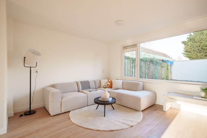 Photo 8 of M.J. Granpré Molièrestraat 58