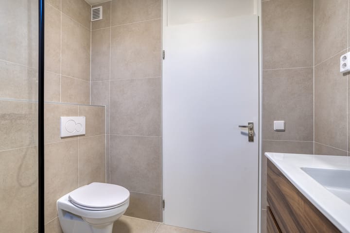 Photo 17 of M.J. Granpré Molièrestraat 58