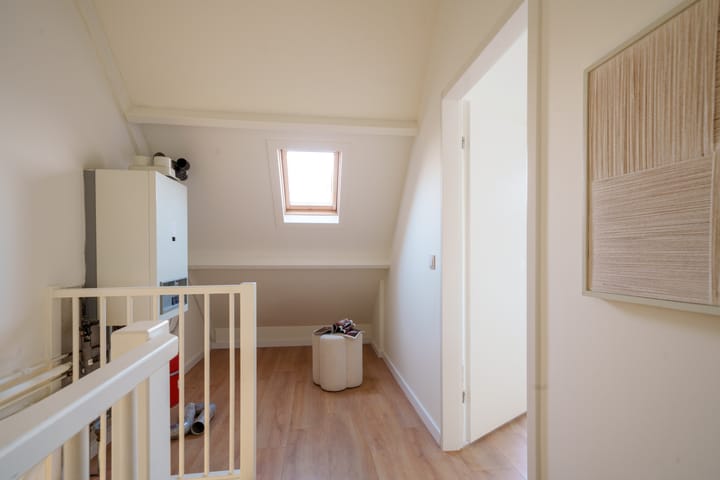 Photo 25 of M.J. Granpré Molièrestraat 58