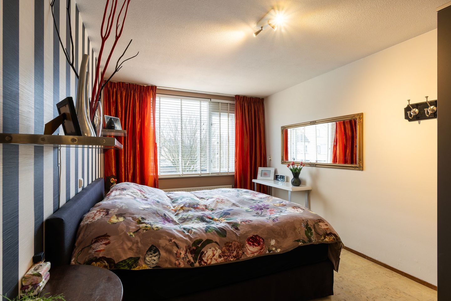 Foto 4 van Vondellaan 25