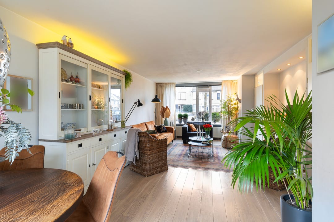 Foto 11 van Vondellaan 25