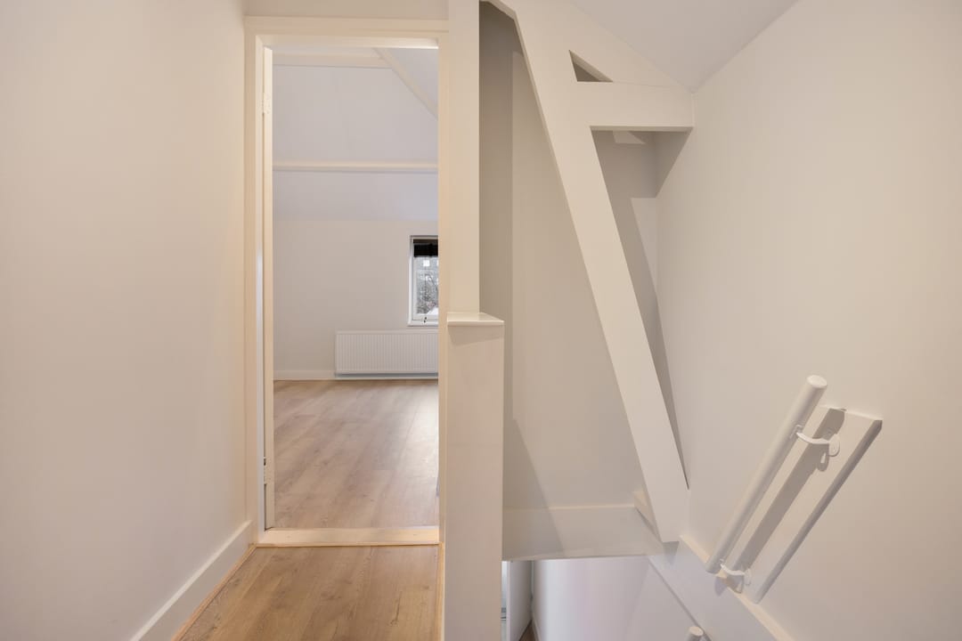 Photo 11 of Toussaintstraat 7-A